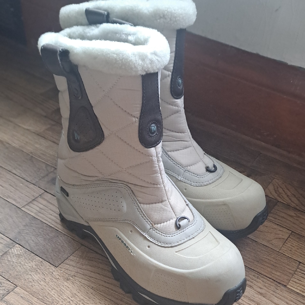 Merrell Waterproof 8.5 .